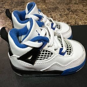 Jordan Retro 4